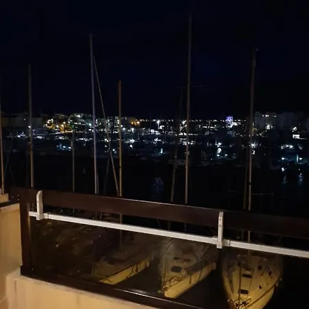 Au Gre Du Vent Apartmán *